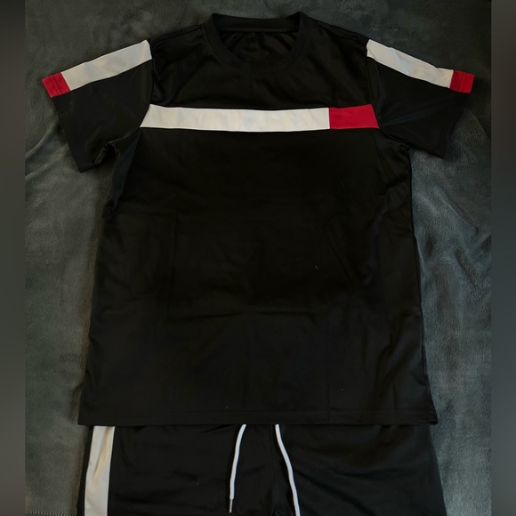 Other - 2 piece Clothing set